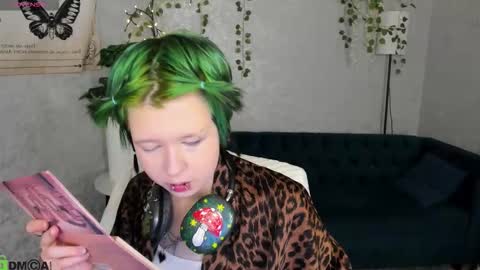 CarolineRichter online show from March 6, 2026, 2:08 am