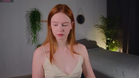 Snapshot of carolinnk chatting on September 28, 2025, 2:11 pm Caro online show from September 28, 2025, 2:11 pm