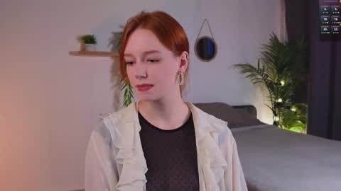 Snapshot of carolinnk chatting on October 14, 2025, 2:40 pm Caro online show from October 14, 2025, 2:40 pm