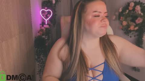 Snapshot of caroll_li chatting on March 2, 2025, 1:04 am caroll_li online show from March 2, 2025, 1:04 am