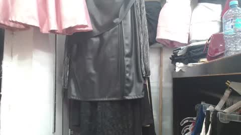 caroo0615 online show from November 28, 2025, 11:40 pm