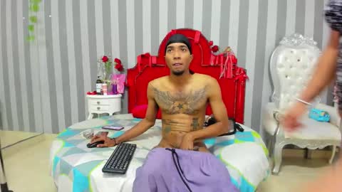 caroyandy online show from March 26, 2026, 12:22 pm