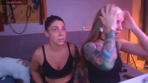 Carrie online show from December 5, 2025, 6:59 pm