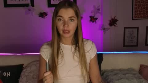 Snapshot of carriebradshawww chatting on November 30, 2025, 5:00 am carriebradshawww online show from November 30, 2025, 5:00 am