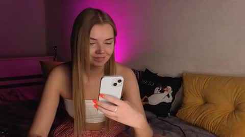 Snapshot of carriebradshawww chatting on December 18, 2025, 7:20 pm carriebradshawww online show from December 18, 2025, 7:20 pm