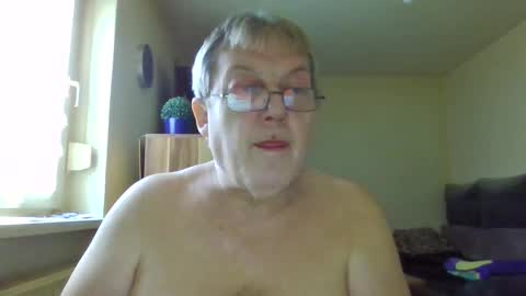 carsten21101 online show from March 12, 2025, 8:51 am