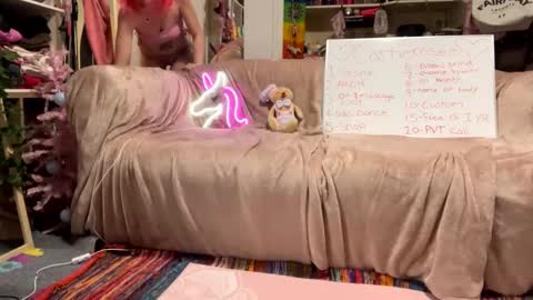 Snapshot of cartierrosee chatting on December 2, 2024, 5:37 am cartierosee online show from December 2, 2024, 5:37 am