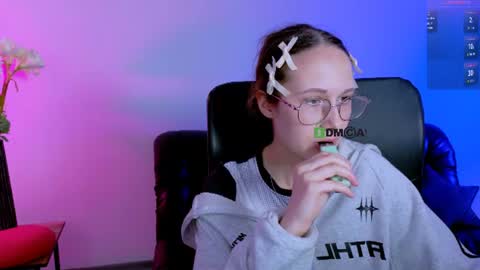 casey_meow_ online show from June 16, 2026, 8:28 am