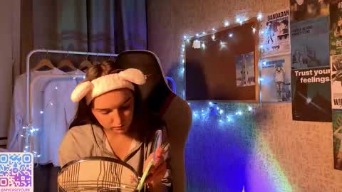 caseydoesntknow online show from October 21, 2025, 11:27 pm