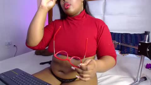 Snapshot of caseymoon chatting on February 28, 2025, 12:52 pm Casey online show from February 28, 2025, 12:52 pm