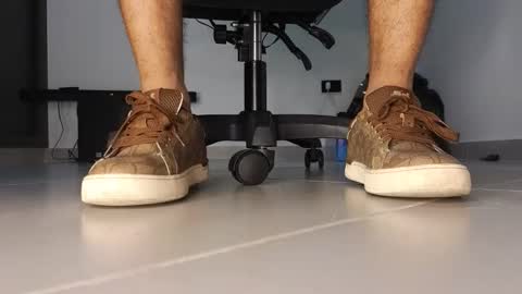 Snapshot of cash_master777 chatting on December 15, 2025, 11:53 pm cash_master777 online show from December 15, 2025, 11:53 pm