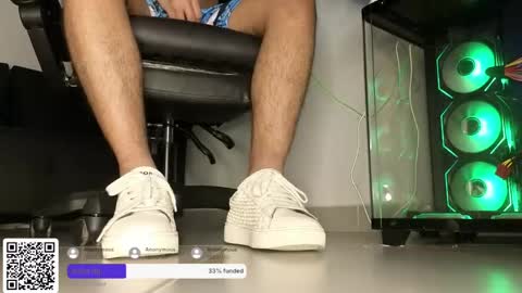 cash_master777 online show from April 14, 2026, 8:20 am