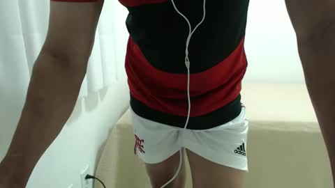 cashmastermuscle77 online show from September 8, 2025, 10:20 pm