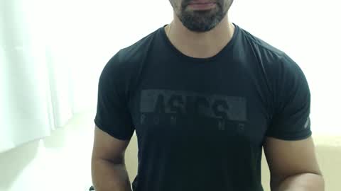 Snapshot of cashmastermuscle77 chatting on May 4, 2026, 10:17 pm cashmastermuscle77 online show from May 4, 2026, 10:17 pm