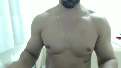 Snapshot of cashmastermuscle77 chatting on May 26, 2026, 1:12 am cashmastermuscle77 online show from May 26, 2026, 1:12 am