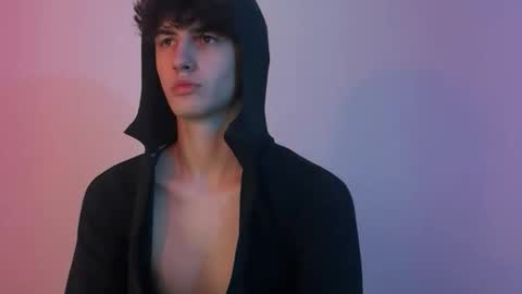 cashmasterparis online show from April 28, 2026, 1:37 am