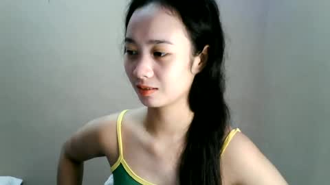 casie_cream online show from July 6, 2026, 2:14 pm