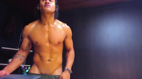 Casike online show from December 14, 2025, 1:22 am