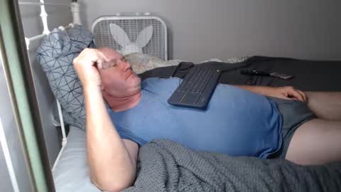 Snapshot of casinocam chatting on September 10, 2025, 5:35 pm CasinoCam online show from September 10, 2025, 5:35 pm