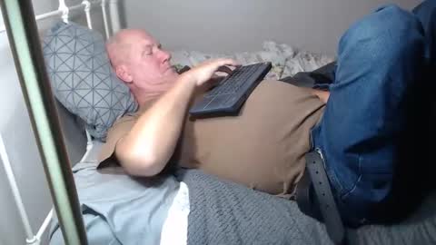 Snapshot of casinocam chatting on October 30, 2025, 3:08 am CasinoCam online show from October 30, 2025, 3:08 am