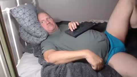 Snapshot of casinocam chatting on November 3, 2025, 2:57 am CasinoCam online show from November 3, 2025, 2:57 am