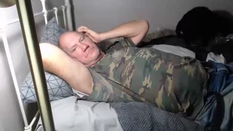 Snapshot of casinocam chatting on November 4, 2025, 4:55 am CasinoCam online show from November 4, 2025, 4:55 am