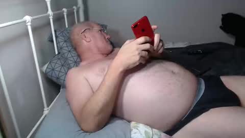 Snapshot of casinocam chatting on November 19, 2025, 7:41 am CasinoCam online show from November 19, 2025, 7:41 am