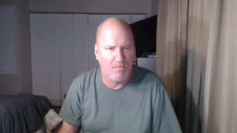 Snapshot of casinocam chatting on December 16, 2025, 3:00 am CasinoCam online show from December 16, 2025, 3:00 am