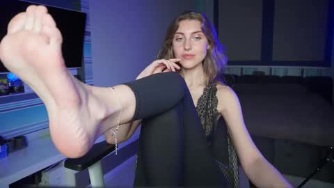 Seductress Cassia  FINDOM AND SADISM  NO NUDE online show from October 21, 2025, 3:02 pm