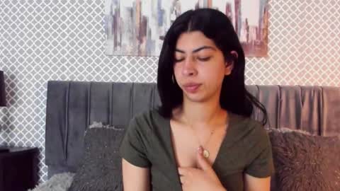 Snapshot of cassie_bloom chatting on November 11, 2025, 8:20 pm cassie_bloom online show from November 11, 2025, 8:20 pm