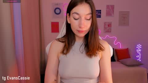 Snapshot of cassie_evansss chatting on January 12, 2025, 7:32 am Cassie online show from January 12, 2025, 7:32 am