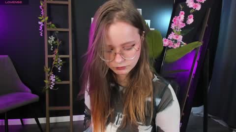 assie online show from January 10, 2025, 8:59 pm