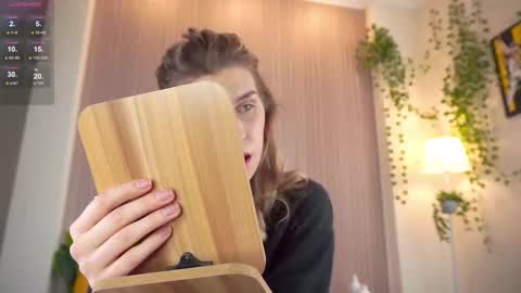 Im Cassie3 online show from February 21, 2026, 8:04 am