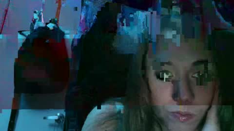 cksexeeee31 online show from September 18, 2025, 4:47 am