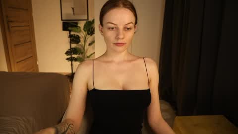 Snapshot of cassiekelly chatting on April 4, 2026, 6:27 pm Cassie online show from April 4, 2026, 6:27 pm