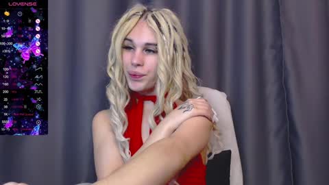 Snapshot of cassiemich chatting on December 29, 2024, 12:23 pm Cassie online show from December 29, 2024, 12:23 pm