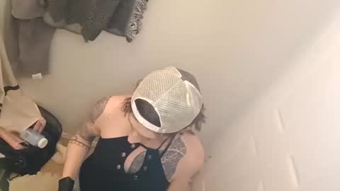 Snapshot of cassiemichelle chatting on December 21, 2025, 3:57 am Cassiemichelle online show from December 21, 2025, 3:57 am