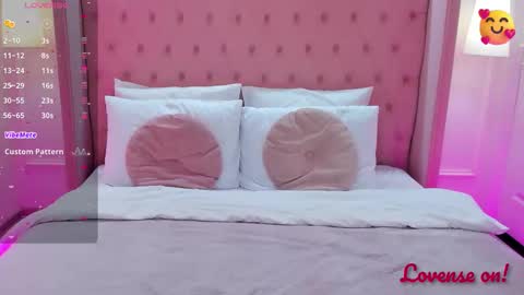 Curly online show from November 25, 2025, 6:46 am