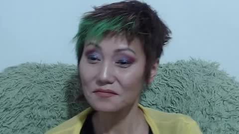 Snapshot of cassiopeia2025 chatting on March 10, 2025, 12:51 am cassiopeia2025 online show from March 10, 2025, 12:51 am