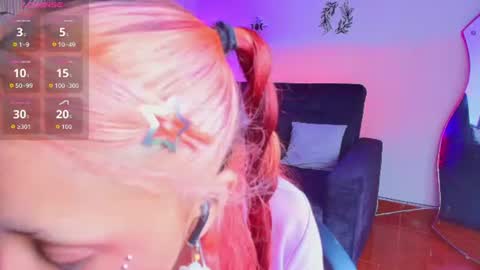 Snapshot of cat__moon__ chatting on July 15, 2026, 7:19 pm Karol online show from July 15, 2026, 7:19 pm