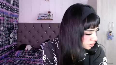 Snapshot of cat_mila_ chatting on March 28, 2026, 7:08 am Mila online show from March 28, 2026, 7:08 am