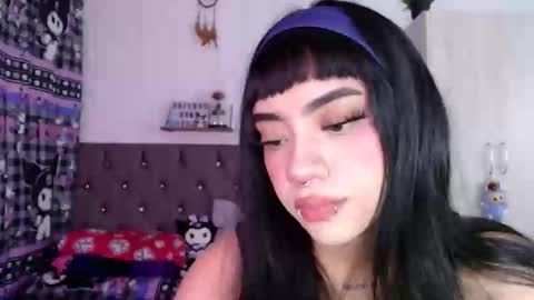 Snapshot of cat_mila_ chatting on April 15, 2026, 6:42 am Mila online show from April 15, 2026, 6:42 am