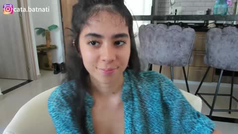 Catalina online show from December 15, 2024, 7:21 pm