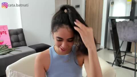 Catalina online show from February 28, 2025, 7:25 pm