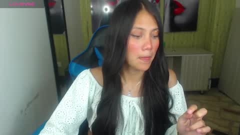 C A T A L E H I A online show from February 4, 2025, 8:59 pm