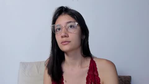 Snapshot of catalella_0 chatting on June 15, 2026, 11:01 am Catalella online show from June 15, 2026, 11:01 am