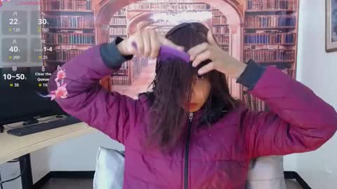 Queen Catalella online show from December 23, 2025, 3:15 am