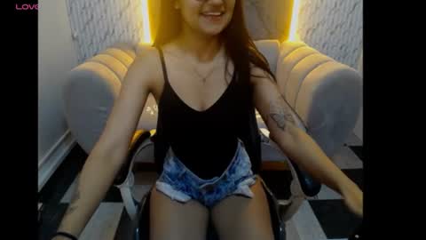 catalella_little_b online show from June 20, 2026, 12:19 pm