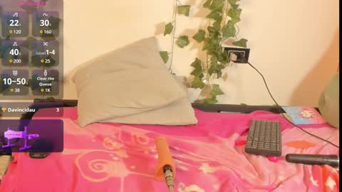 cataleya19__ online show from March 7, 2025, 2:45 pm