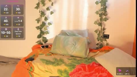 cataleya19__ online show from September 10, 2025, 12:38 pm